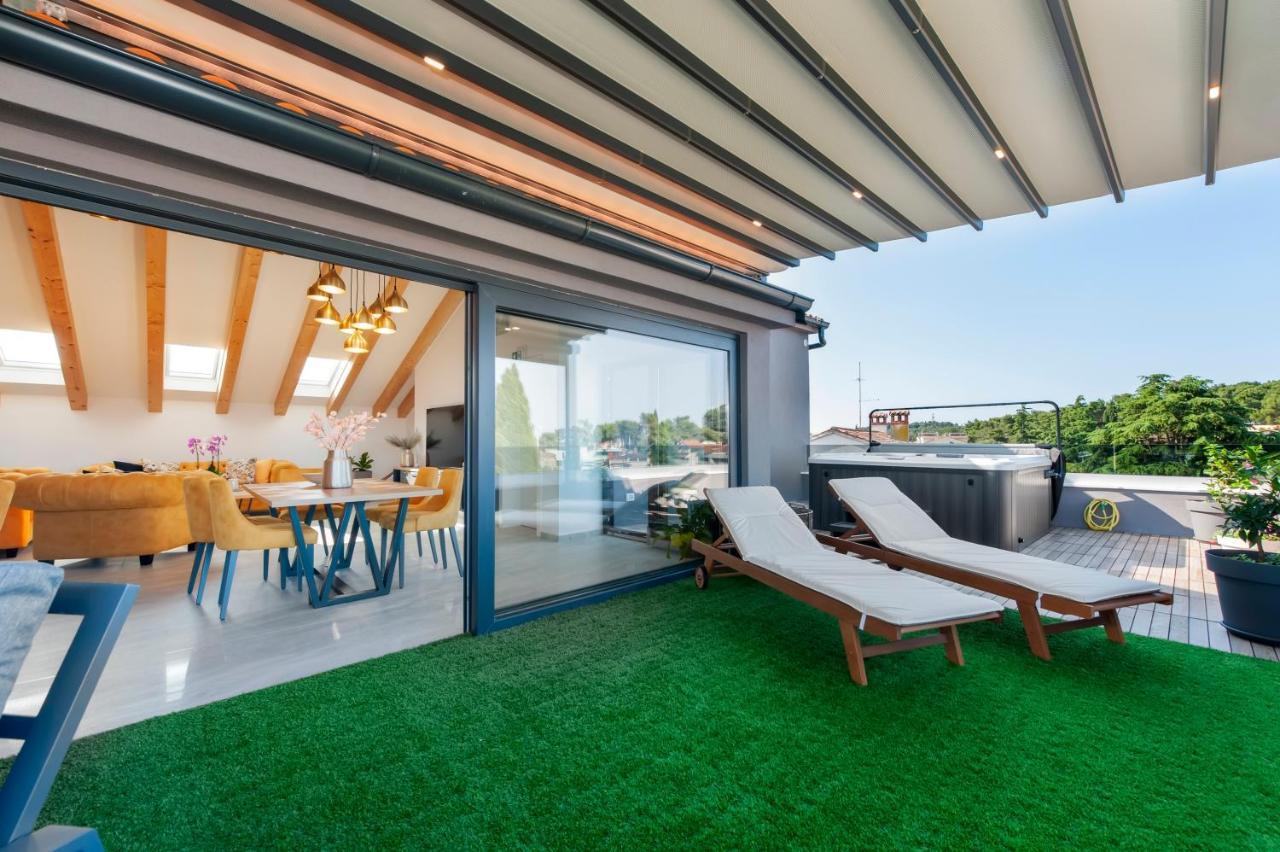 Boutique Residence Arion Ровин Екстериор снимка