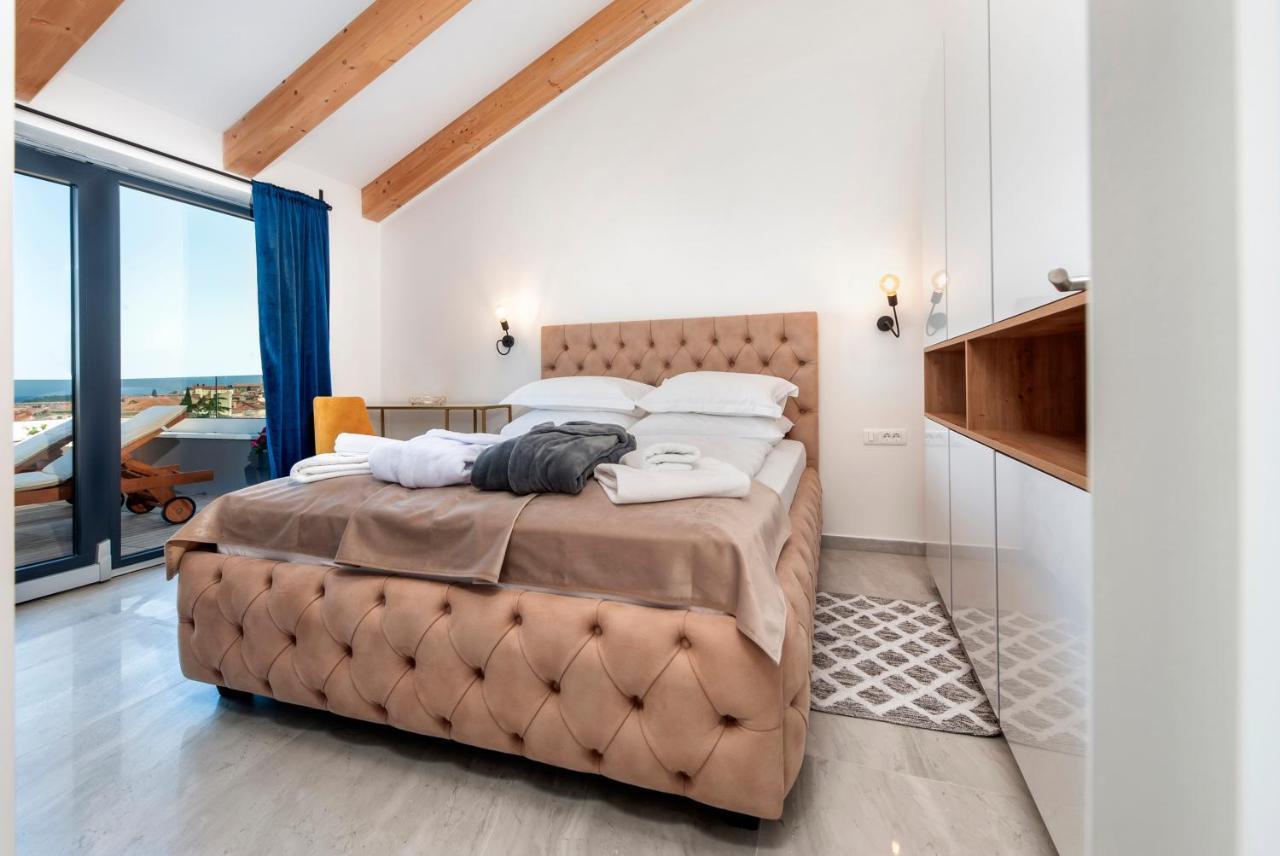 Boutique Residence Arion Ровин Екстериор снимка