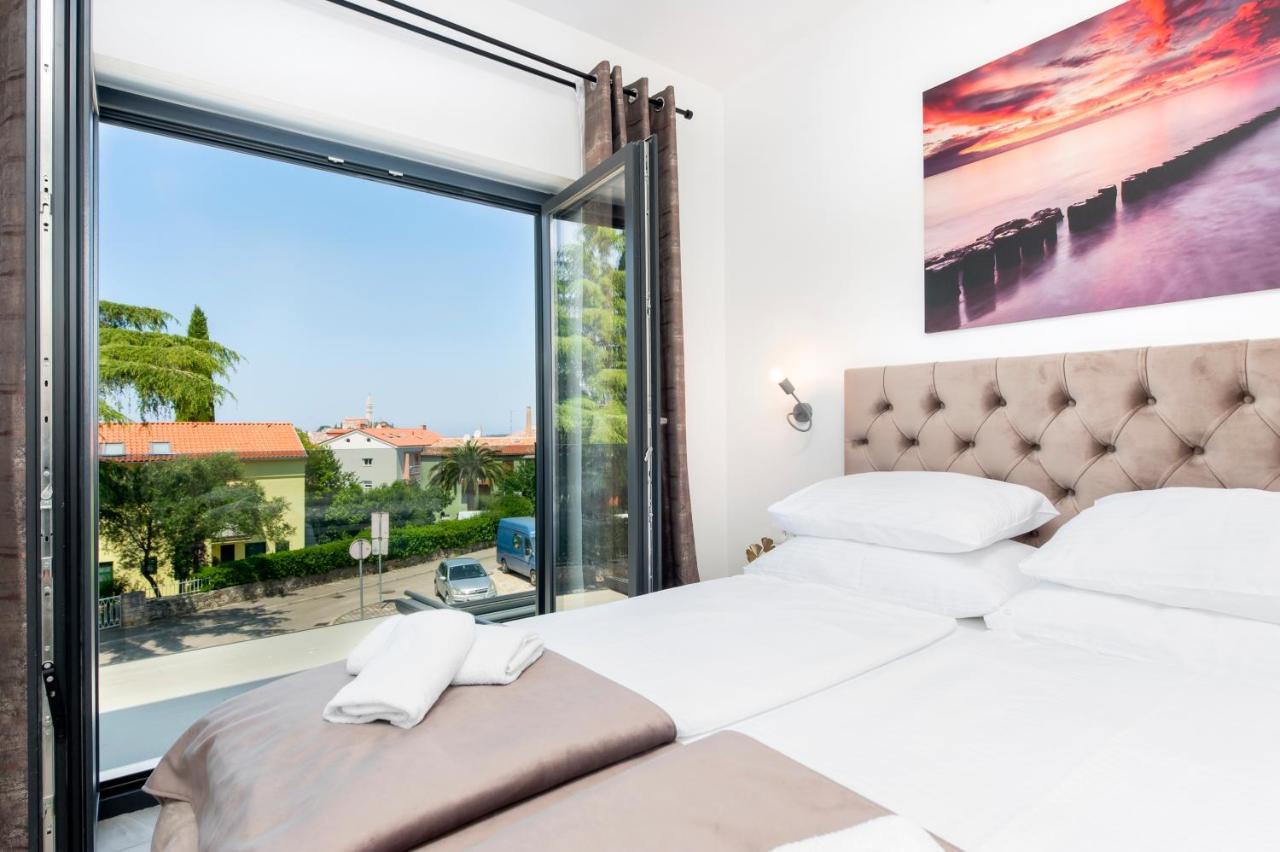 Boutique Residence Arion Ровин Екстериор снимка