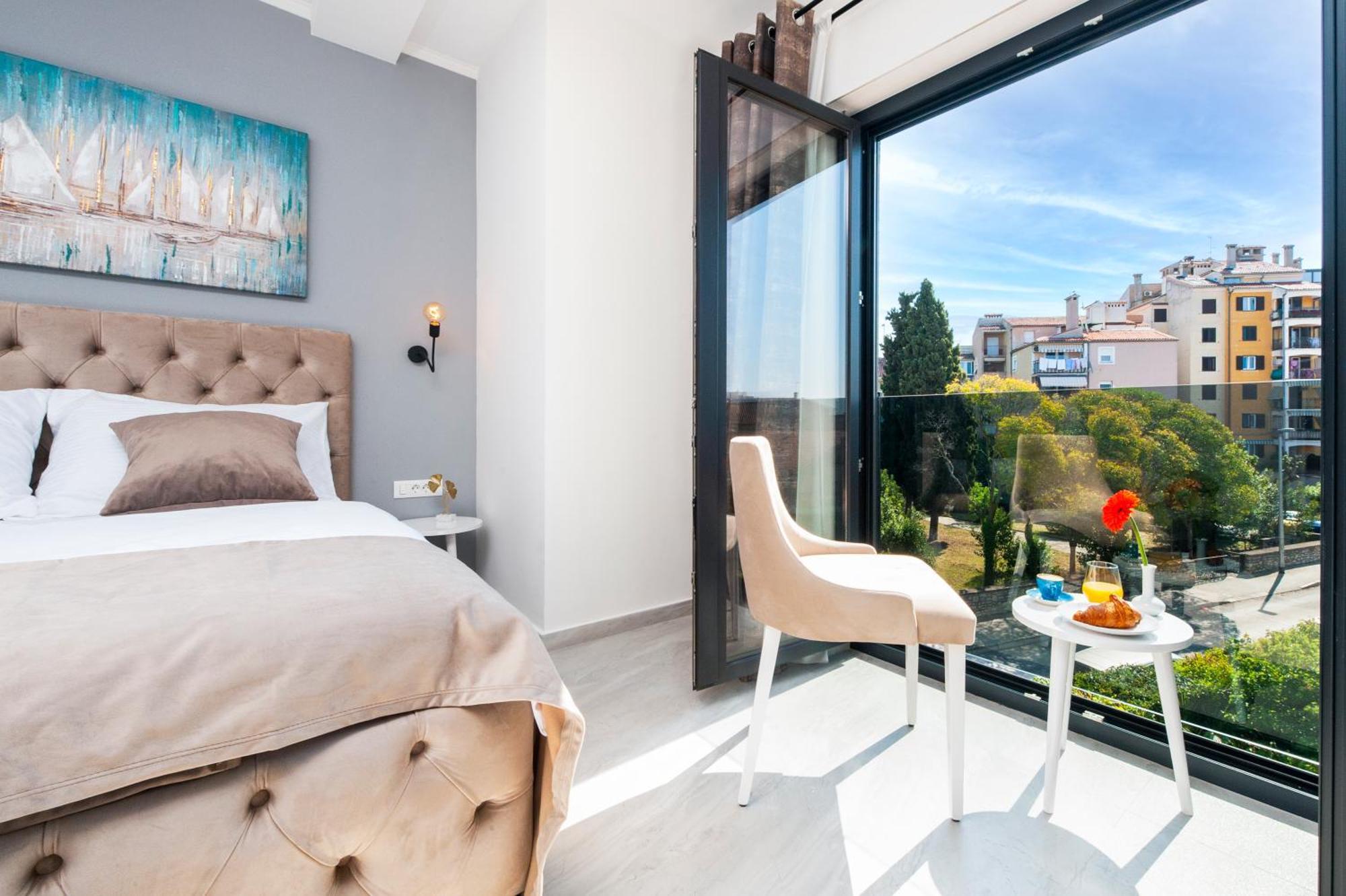 Boutique Residence Arion Ровин Екстериор снимка