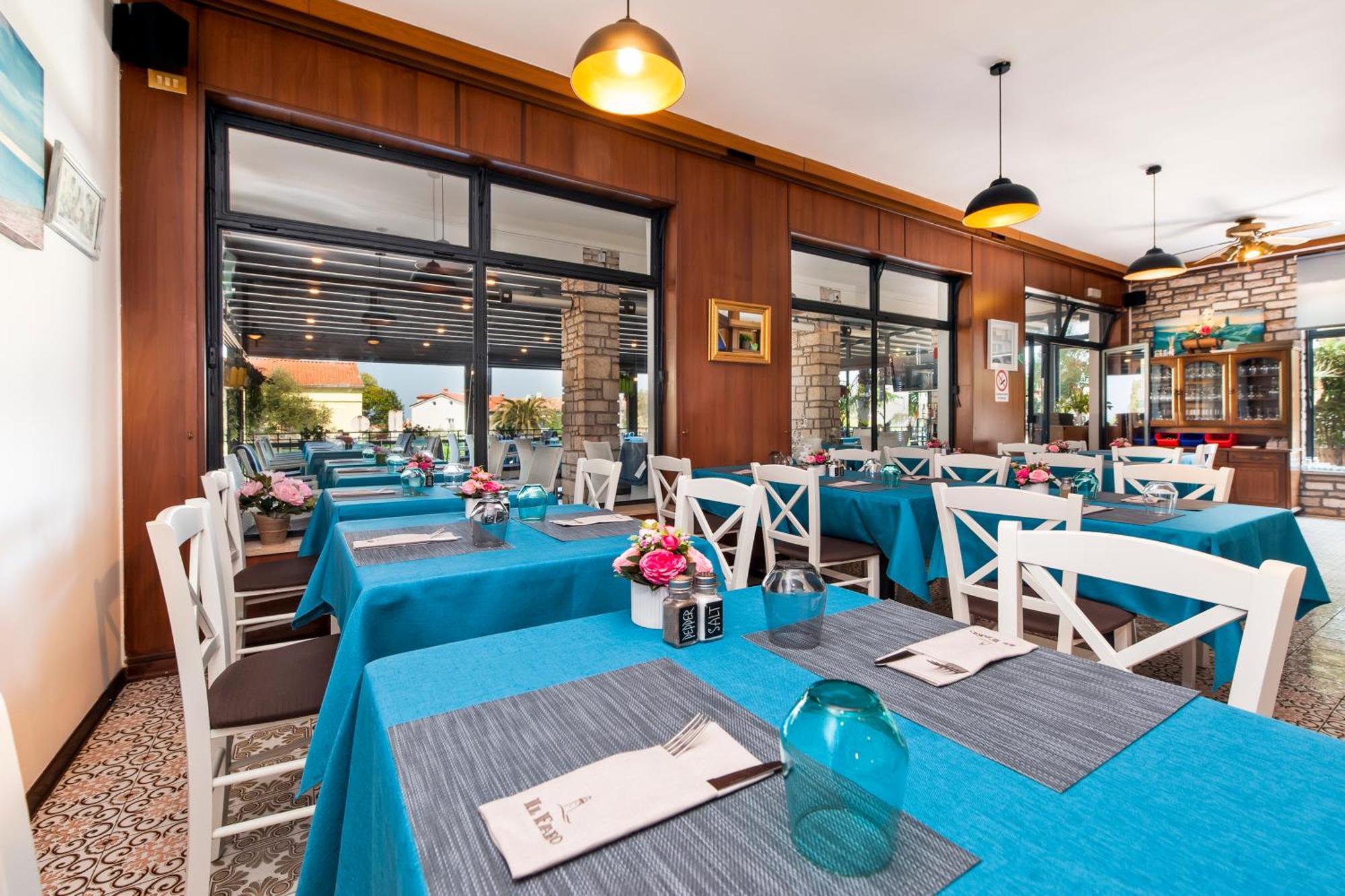 Boutique Residence Arion Ровин Екстериор снимка